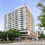 2B Golf Parkside Panoramic Cityview Topfloor