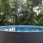 Seaside Haven Luxe Four Br Oasis With Plunge Pool Holiday home