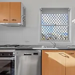 Park The Car & Explore Brisbane By Custom Bnb Hosting