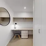 Apartment Charming Hamilton Retreat