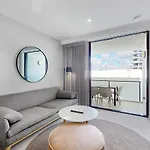 Charming Hamilton Retreat Apartment *