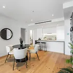 Magical Sunset Sky-view Location In Brisbane, Experience Ever Apartment *