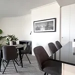 Luxury Cbd 2B2B Balcony Views Free Parking