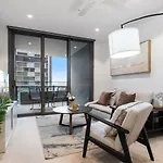 Designer 2 Bed In Queens Wharf Riverfront Cbd Gem
