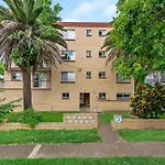 Spacious 3Brm Apt Near Gabba W Free Parking & Wifi