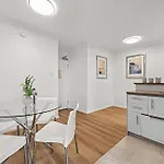 Good Value 2br Near Stadium & River With Wifi Brisbane