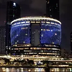 Star Queens Wharf Luxury 2B2B Apartment