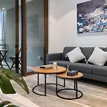 New 2Br Apt At Queens Wharf Bne