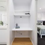 Adorable Fresh 1br With Parking Wifi Brisbane