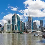 Queens Wharf Gem Stylish 1br In Bnesnew Landmark Apartment