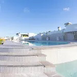 Riverside 2Br Apt With Amazing Rooftop Pool & Parking