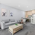 Fish Lane Residences South * Brisbane