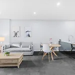 Apartment Fish Lane Residences South