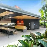 1Bed Apartment - Valley Fringe - Free Parking
