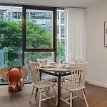 Ultimate Location Chic 2Br Rooftop Pool N Parking