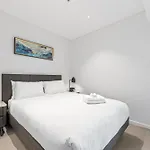 Cbd 2br With Breathtaking Views, Pool & Gym * Brisbane