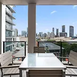 001Q Stunning City View Abnb-Style 2Br Apt, Free Parking
