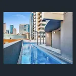 Private Cbd Bedroom In A Shared On River * Brisbane