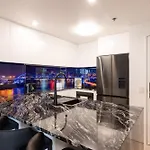 Private Cbd Bedroom In A Shared On River Homestay *