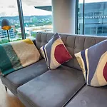 Apartment Stunning Getaway One King Bed With Unlimited Wi-fi Brisbane