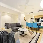 Sky Living & River Views In Queens Wharf Residences