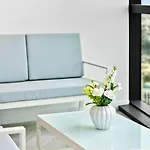 5 Star Queens Wharf 2br 2ba High Floor Epic Views * Brisbane