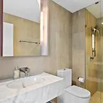 5 Star Queens Wharf 2br 2ba High Floor Epic Views Apartment