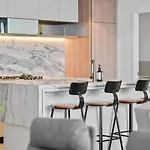 Apartment 5 Star Queens Wharf 2br 2ba High Floor Epic Views