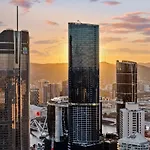 5 Star Queens Wharf 2br 2ba High Floor Epic Views * Brisbane