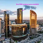 Apartment Queens Wharf Diamond Level 60, Sleep 5, 1 Carpark *