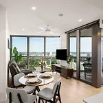 New Luxe 2br Queens Wharf * Brisbane