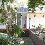 Leafy 3-Bedroom Escape To Nature-Air Conditioned With Smart Entry
