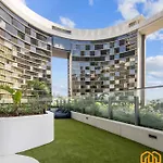 Luxe City Escape At Qwr Pool Casino River Views