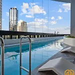 Apartment Luxury Retreat Qwr River & Views