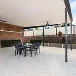 Sunnybank Hills Retreat 6 Beds Near Market Square