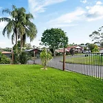 Sunnybank Hills Retreat 6 Beds Near Market Square