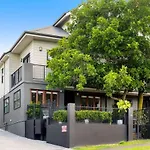 Inner City Townhouse