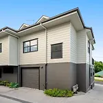 Inner City Townhouse