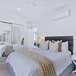 Park Avenue Terrace House 3br - Outdoor, Bbq