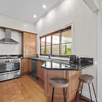 Comfy Character Qld'r ~ 3bed Self-contained-upstairs House W/parking ~ Woolloongabba Holiday home Brisbane