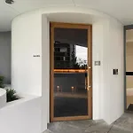 Landmark Casino 1bdr Luxe *