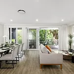 Spacious 4-bedroom Bardon Retreat Across 2 Levels