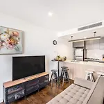 Apartment South Bank View Pool Free Parking Brisbane