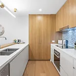 Apartment Modern 2br Near The Gabba & Bbq *