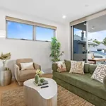 Apartment Modern 2br Near The Gabba & Bbq *