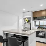 A Queens Wharf 3501 Apartment *