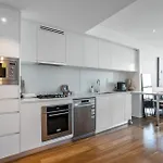 Skyline Serenity - Level 62 With Stunning Views! Brisbane