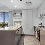 A Touch Of Class - 2bed-2bath-1car-balcony-views - Cbd * Brisbane