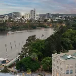 A Touch Of Class - 2bed-2bath-1car-balcony-views - Cbd Apartment Brisbane