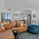 A Touch Of Class - 2bed-2bath-1car-balcony-views - Cbd Apartment Brisbane